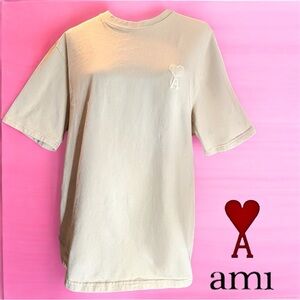 BEIGE AMI DE COEUR PATCH T-SHIRT Ami de Coeur t-shirt in organic cotton jersey.